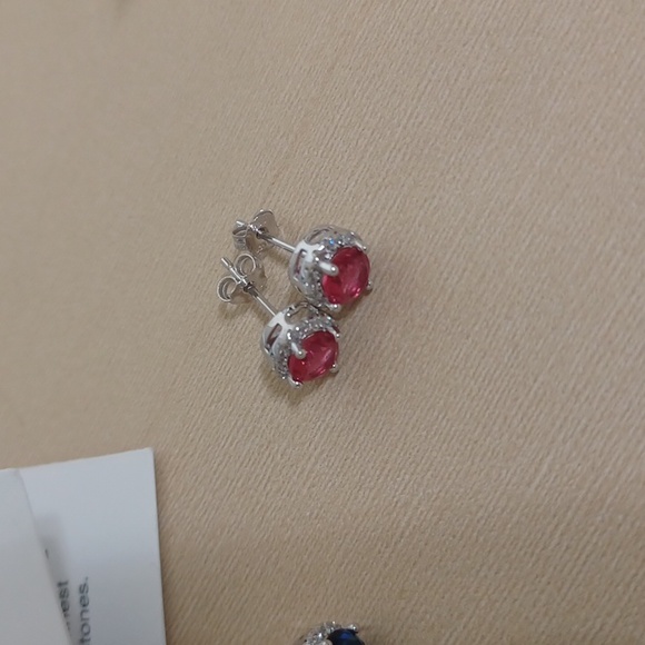 Radiance by Absolute Simulated Stud Earrings Set of 3 NIB - Picture 4 of 8